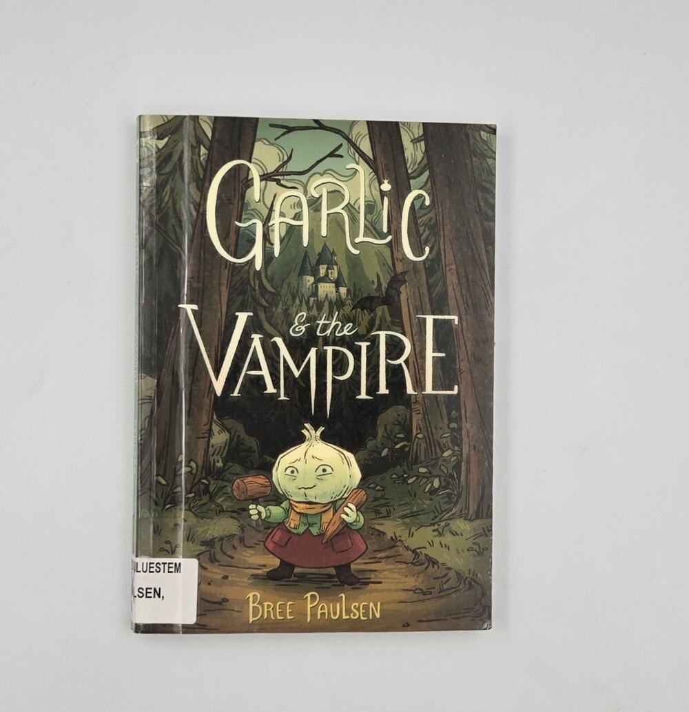 Garlic and the Vampire by Bree Paulsen (Softcover 2021) Ex-Library 1st Ed 4th Pr